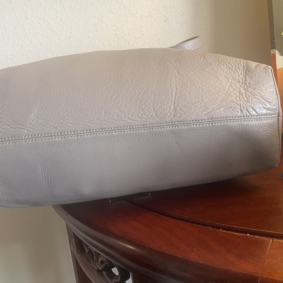 Juicy Couture Shoulder Bag - Picture 6 of 10